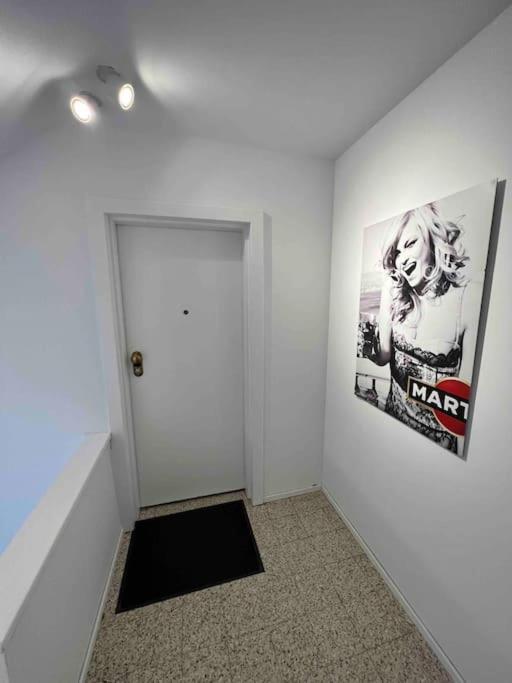Charmant Appartement Au Look Design Монс Экстерьер фото